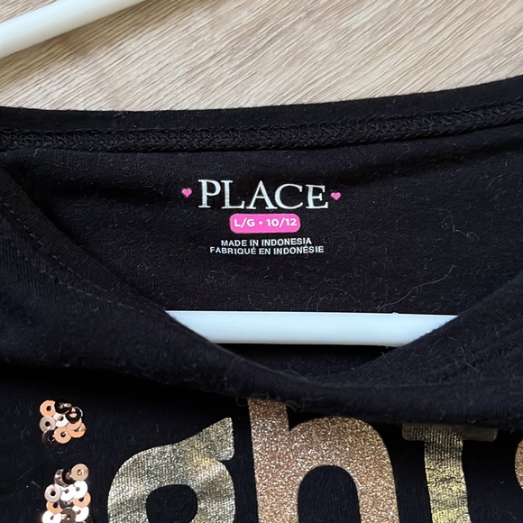 Cute sweater - Picture 2 of 3